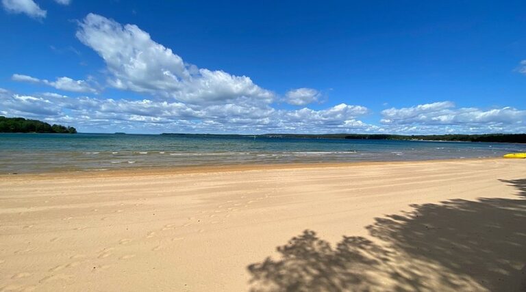 Pesona Pantai Varamobaden, Keindahan Tersembunyi di Norwegia