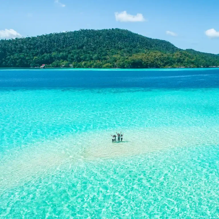 Keindahan Pantai Pasir Timbul: Surga Tersembunyi di Bali