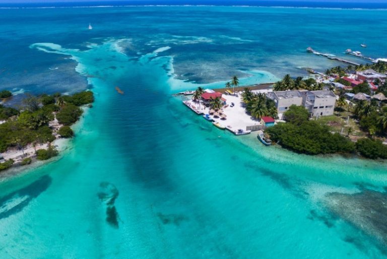 Pantai Carter’s Beach: Surga Tropis yang Menawan di Belize
