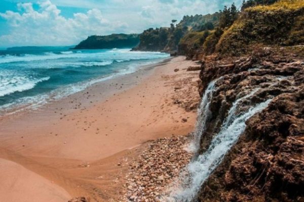 Pantai Titik Terujung Selatan Asia: Keindahan Alam dan Keunikan