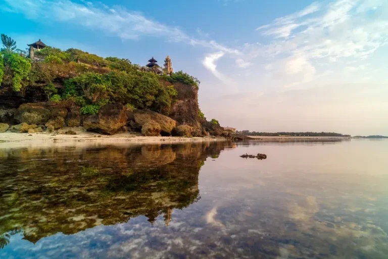 Keindahan Pantai Geger Sawangan: Surga Tersembunyi di Bali