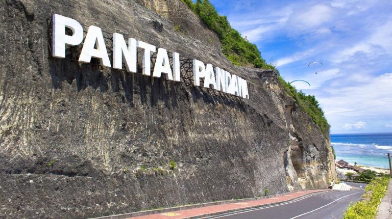 Keindahan Pantai Pandawa: Surga Tersembunyi di Bali